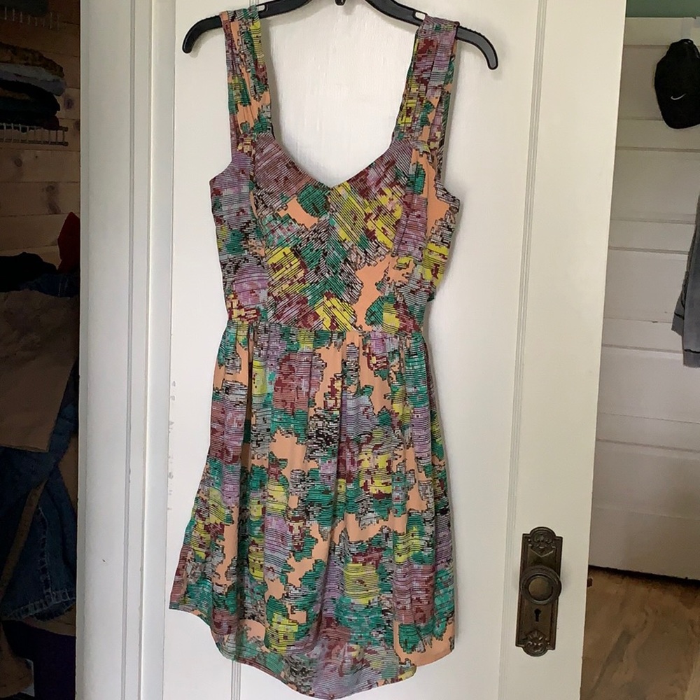 Women’s dress size M